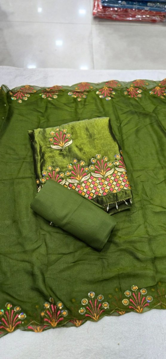 Pure Skylon Suit Set with Cutdana Work - Yanchi