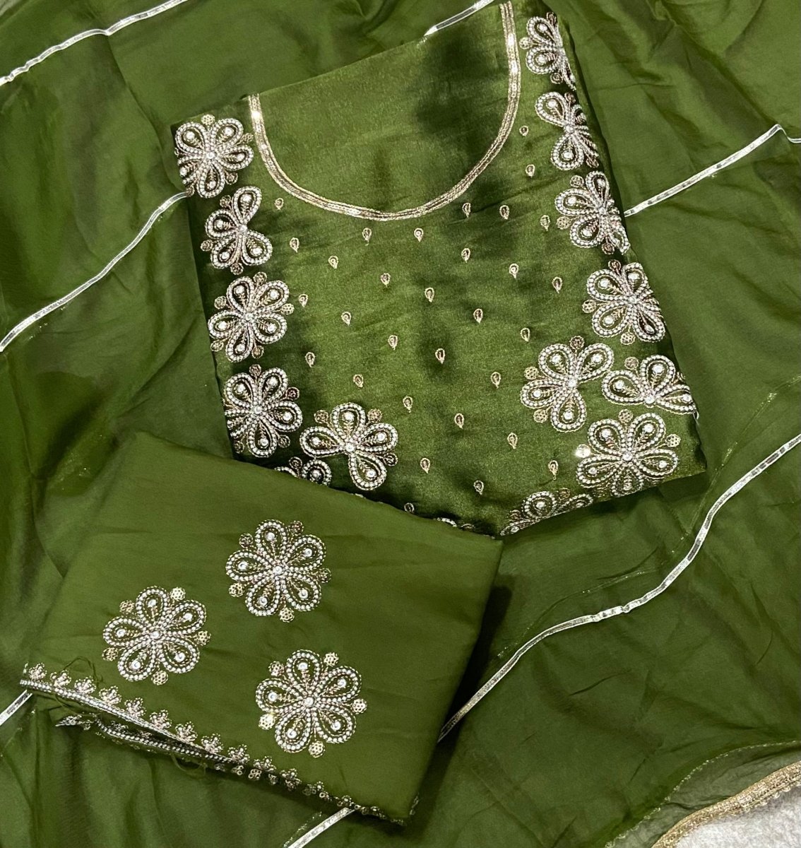 Pure Viscose Burberry Suit Set with Sequence & Zari Thread Work - Yanchi