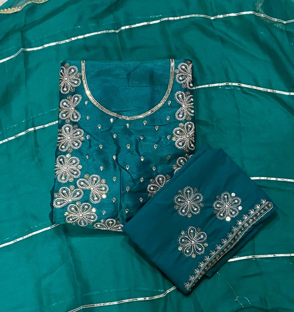 Pure Viscose Burberry Suit Set with Sequence & Zari Thread Work - Yanchi