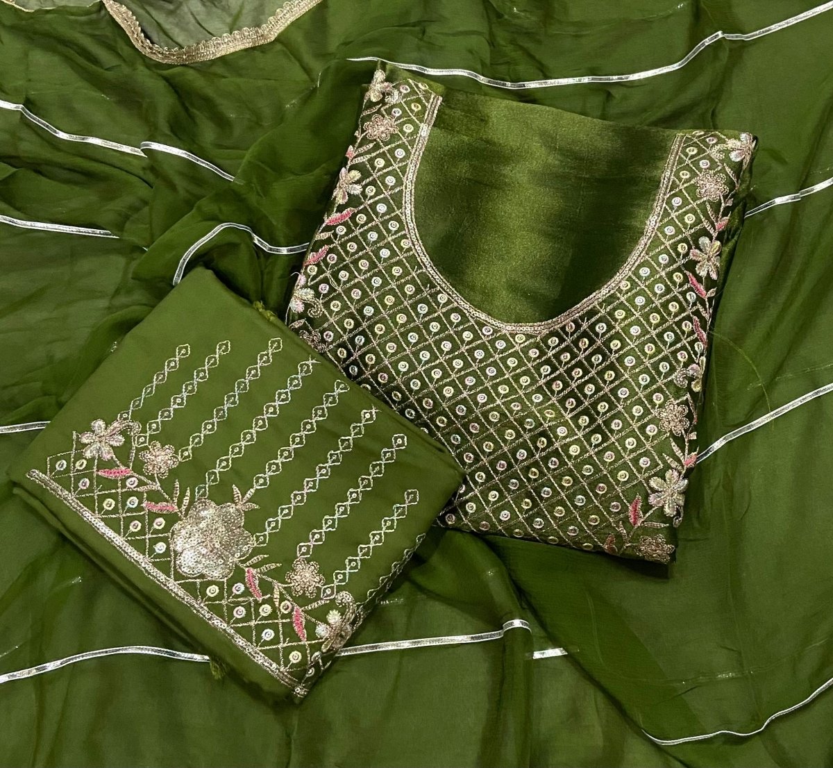 Pure Viscose Burberry Suit Set with Sequence & Zari Thread Work - Yanchi