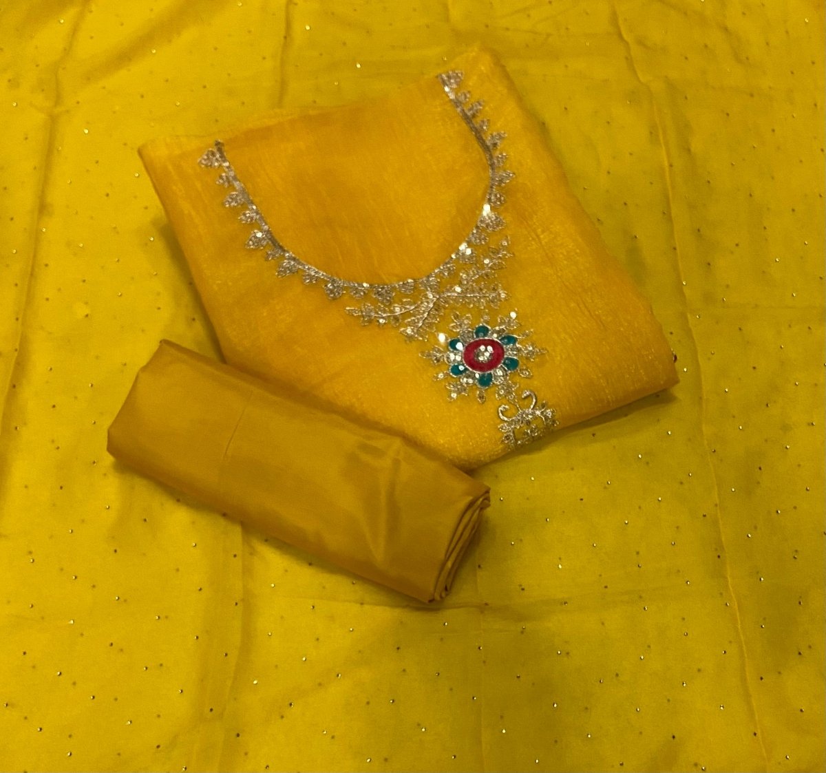 Radiant Crunchy Suit Set with Zari Thread & Sequins Work - Yanchi