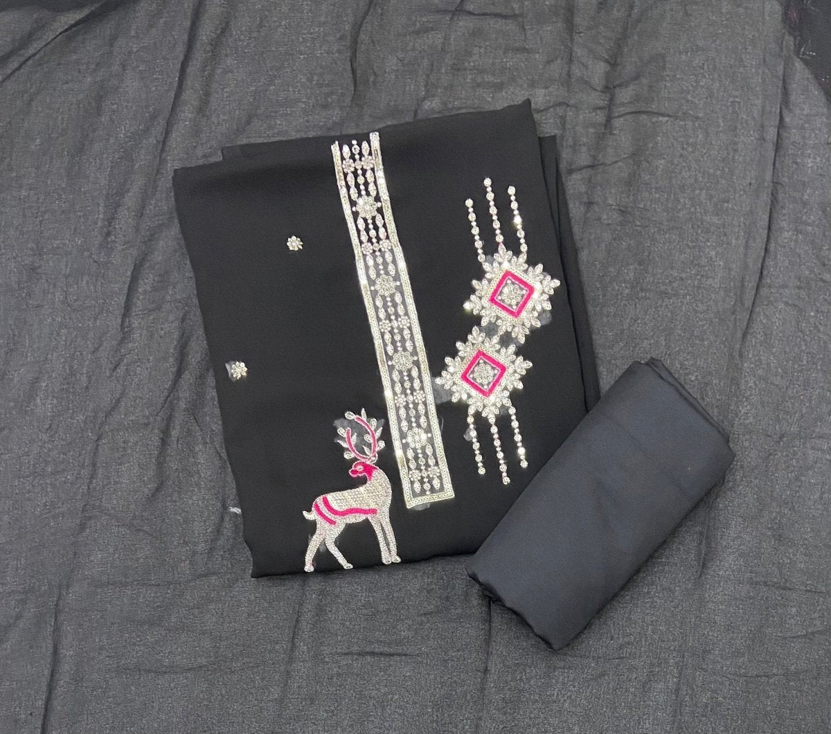 Radiant Georgette Suit Set - Yanchi