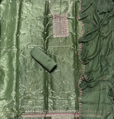 Radiant Gold Crush Suit Set with Zari Thread & Sequins Work - Yanchi