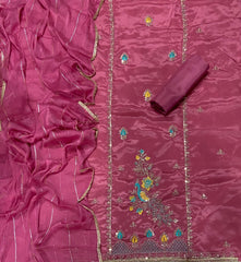 Radiant Gold Crush Suit Set with Zari Thread & Sequins Work - Yanchi