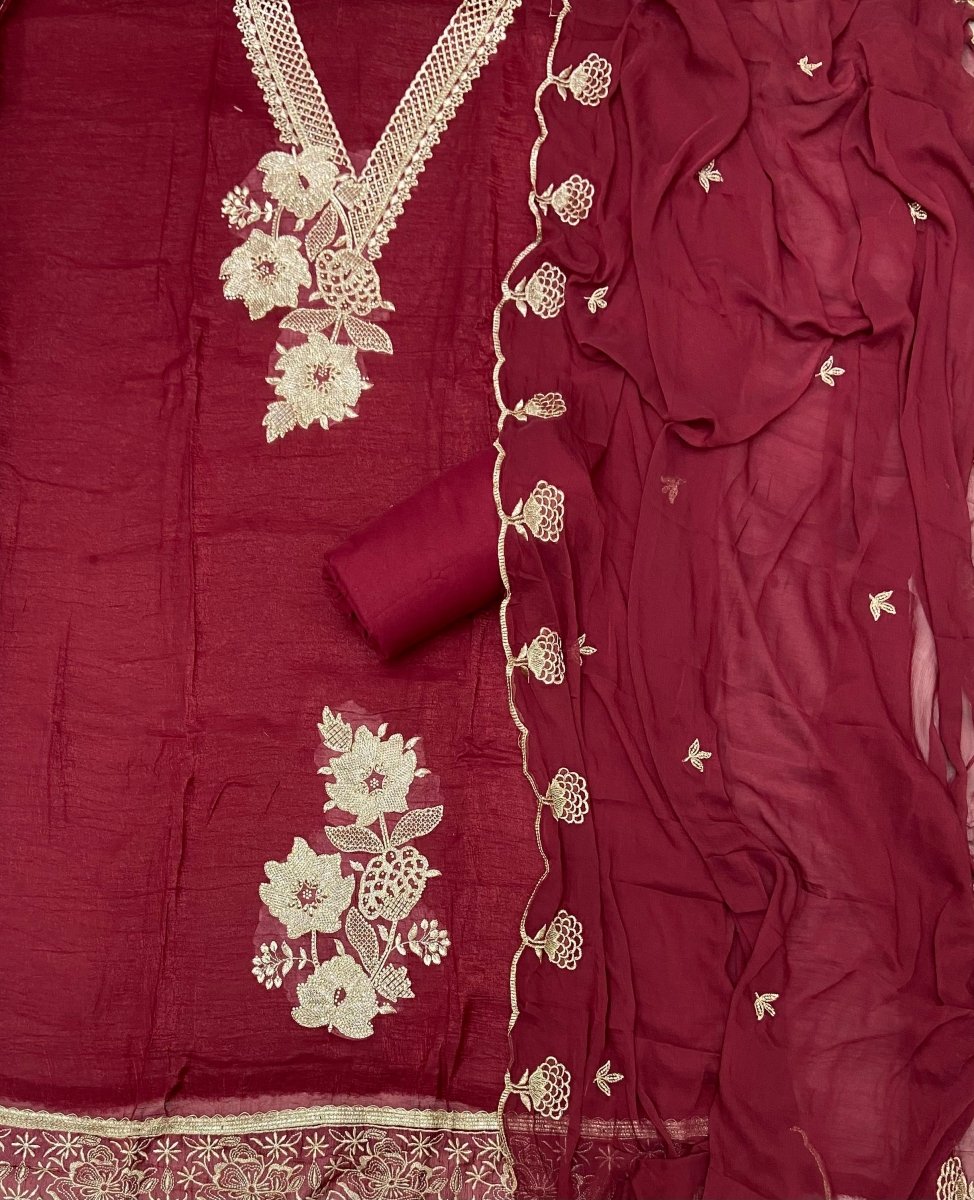 Radiant Gold Crush Suit Set with Zari Thread Work - Yanchi